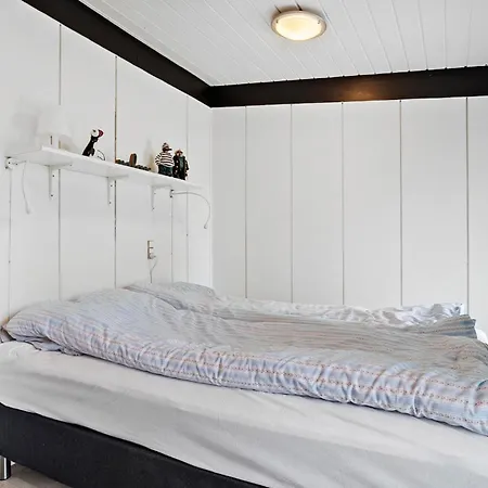 2 Bedroom Cozy In בית נופש *