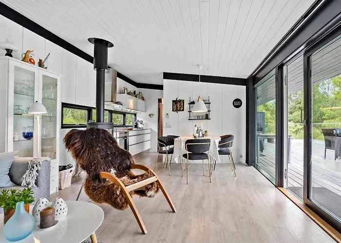 2 Bedroom Cozy In 別荘 エーベルトフト